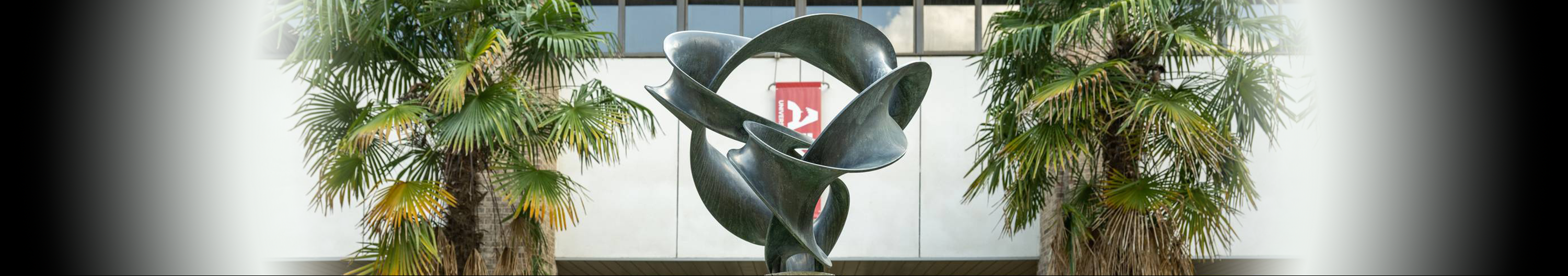 Header image of double knot sculpture